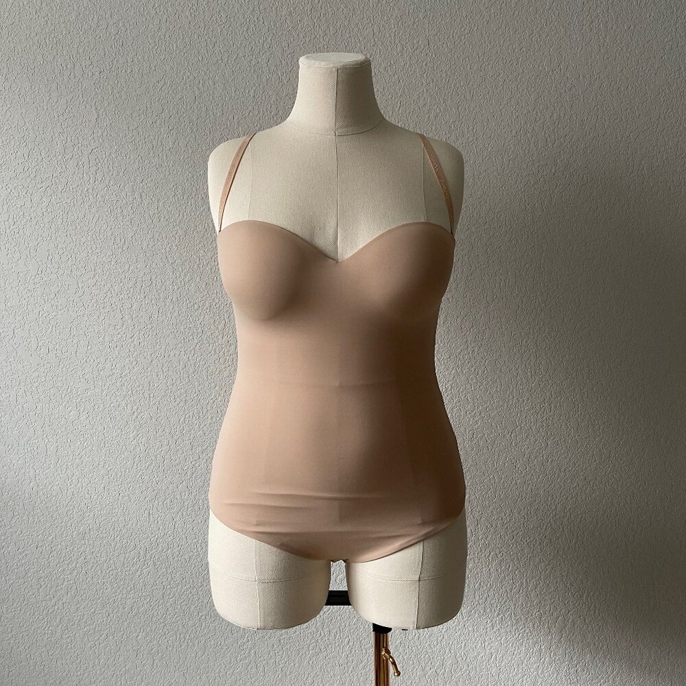 NWT Wolford Mat de Luxe Form String Body Shapewear Size Medium in Powder (nude)